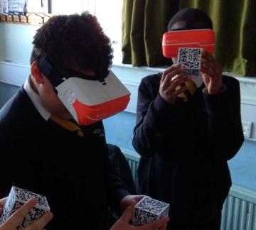 1500x1300 img 20190215 Two pupils wearing VR headsets and handling virtual objects using QR cubes